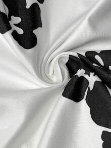 Slaydiva Women Leisure Street Flower Printed Tank Top - Black and White - View 10