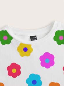 SHEIN EZwear Women Casual Full Floral Print White Tight Crew Neck Short Sleeve Cropped Top, Suitable For Summer
