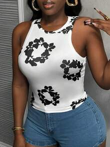 Slaydiva Women Leisure Street Flower Printed Tank Top - Black and White - View 6