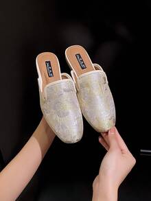Women's Chinese Style Gold Mules, Closed Toe Flat Slippers - Multicolor - View 3
