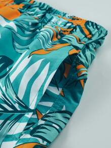 Manfinity 男式加大尺碼度假休閒沙灘短褲，印有植物圖案