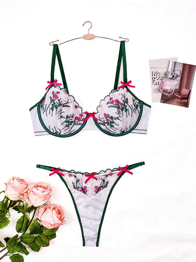 2pcs Plus Size Underwire Mesh Embroidery Bra & Panty Lingerie Set