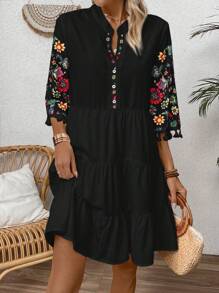 EMERY ROSE Váy đi nghỉ có tua rua in hoa cho nữ có cổ chữ V và xẻ tà - màu đen - Xem 4