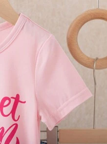 SHEIN Bộ 2 chiếc áo thun và váy ngắn tay in hình tiếng Anh thông thường cho cô gái trẻ, mùa hè - Hồng - Xem 3