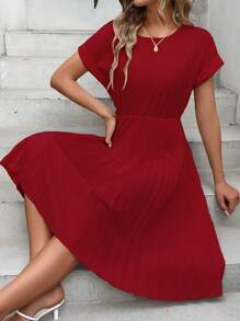 SHEIN Clasi Robe élégante d'été à manches courtes plissées de couleur unie bordeaux longue pour femmes