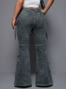 SHEIN ICON Women Plus Size Flare Jeans With Pockets And Distressed Details