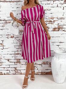 SHEIN Clasi Vestido midi estampado de cuello asimétrico para vacaciones