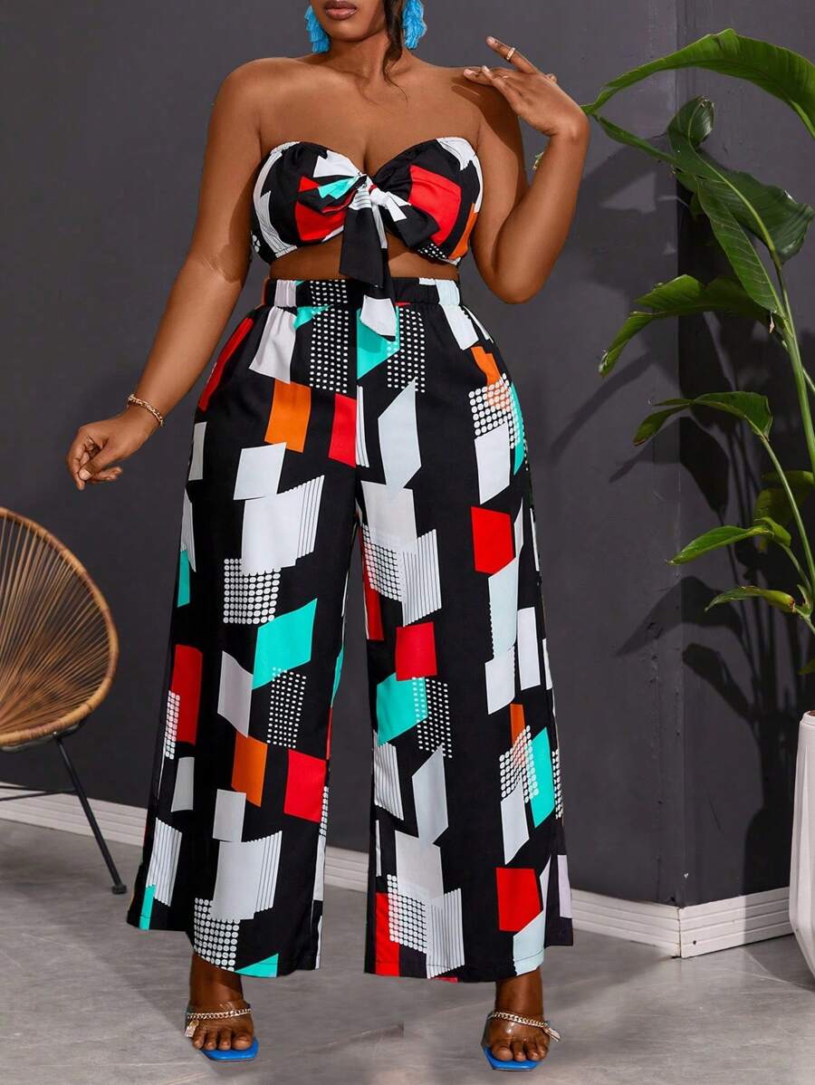 SHEIN Holidaya Conjunto de top bandeau y pantalón estampado de colores para mujeres de talla grande - Negro - Ver 1