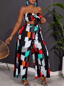 SHEIN Holidaya Conjunto de top bandeau y pantalón estampado de colores para mujeres de talla grande - Negro - Ver 6