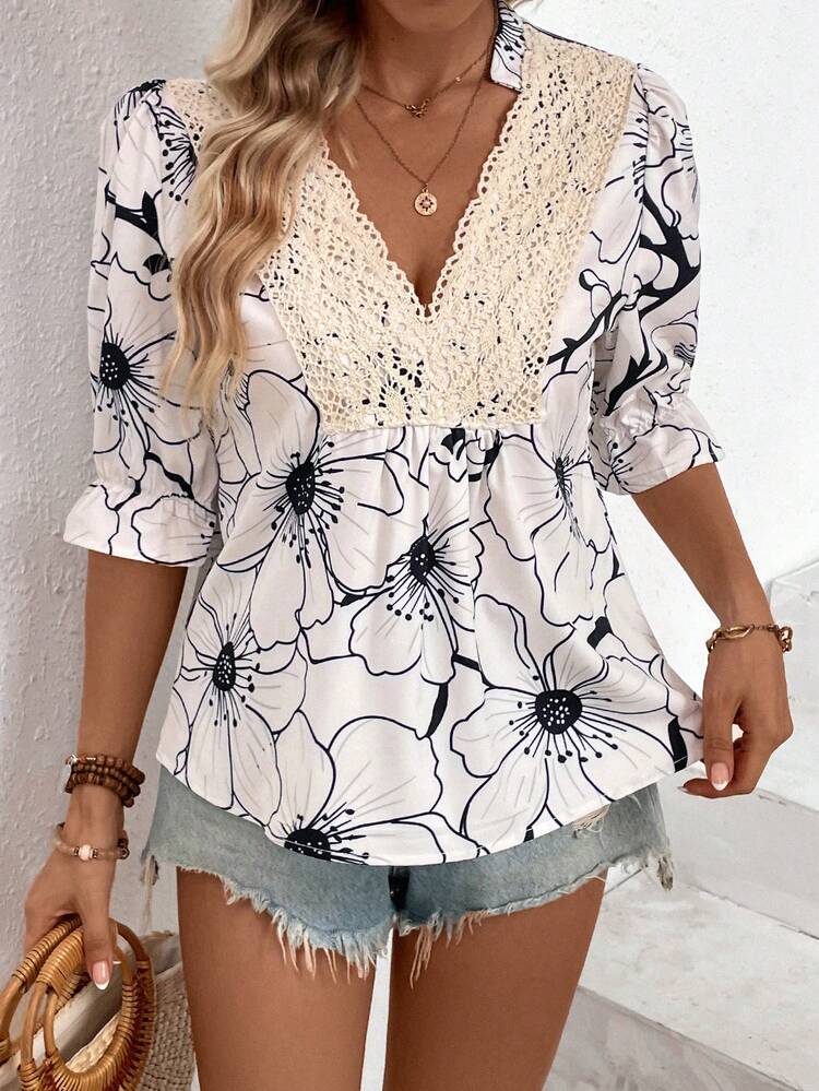 Floral Print Contrast Lace V-Neck Blouse