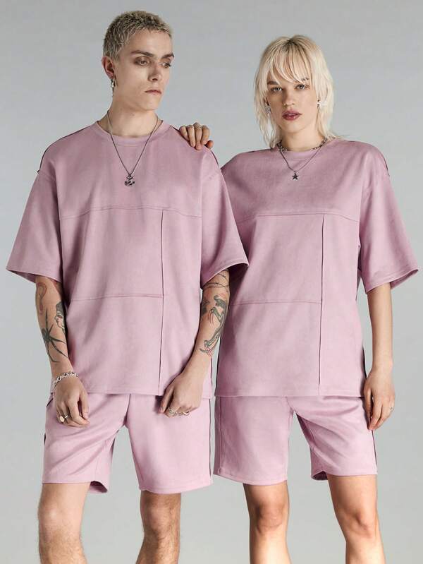Manfinity UZERO Men's Summer Solid Color Round Neck Short Sleeve Casual T-Shirt And Drawstring Waist Shorts Set