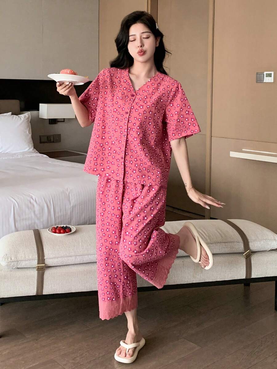 DAZY 印花拼布 V 领短袖睡衣套装，含烂花拼布睡裤睡衣 - 粉色 - 查看 1