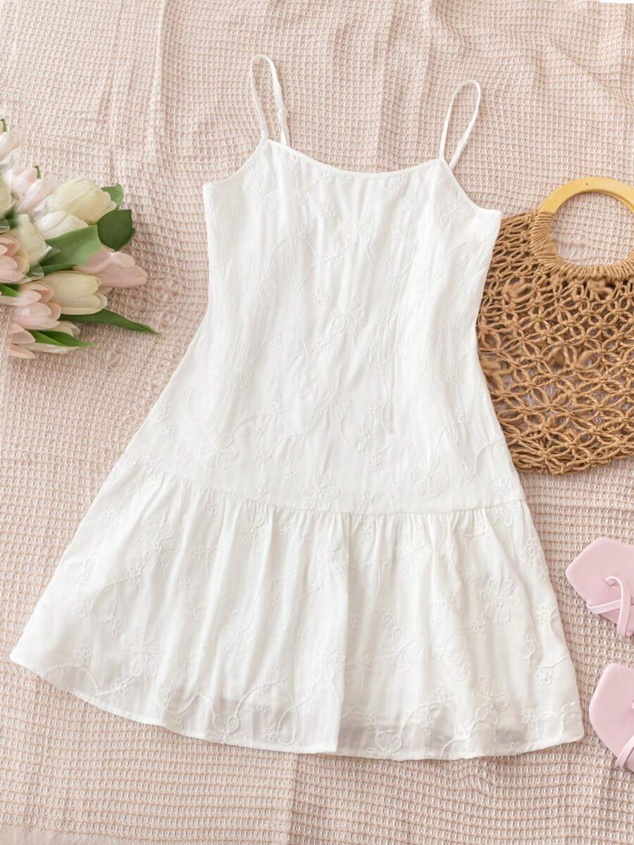 Soleia 女士夏季海灘度假白色紋理迷你連衣裙，仿刺繡花朵，休閒舒適，適用於婚禮季節 - 白色 - 查看 1