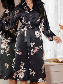 Women's Elegant Long Sleeve Floral Pattern Robe - Black - View 5