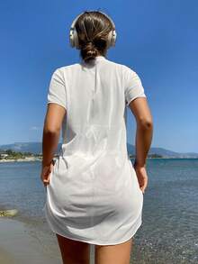SHEIN Swim 女性卡通和字母印花圓領T恤，配透明上衣 - 白色 - 查看 2