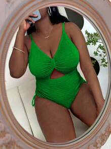 Slaydiva Plus Size Summer Beach Textured Cut Out One-Piece Swimsuit - Green - View 3