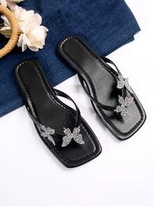 女款涼鞋，新款夏季韓版時尚平底鞋，百搭