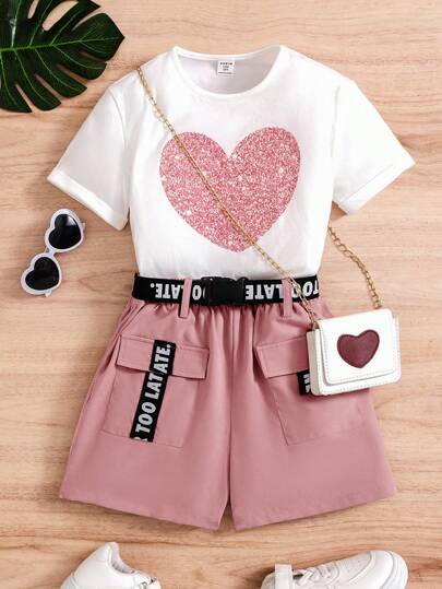 SHEIN 夏季寬鬆休閒圓領愛心圖案t恤和短褲2入套裝,適用於青少女