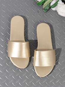 Vintage Gold Flat Women's Sandals, Round Toe Solid Color Leather Slip-Resistant Slippers