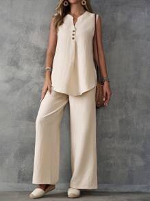 EMERY ROSE Set di canotta senza maniche in tessuto a trama e pantaloni a gamba larga con design a fessura con bottoni per donne
