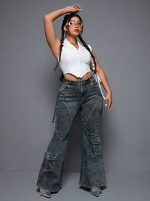 SHEIN ICON Women Plus Size Flare Jeans With Pockets And Distressed Details