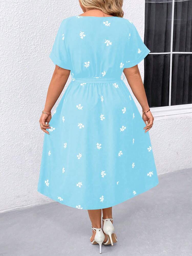 Plus Size Round Neck Floral Print Belted Short Sleeve Dress For Summer