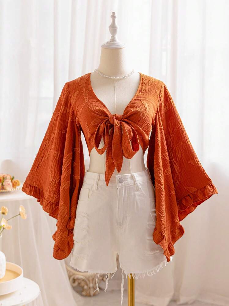 Soleia Blusa de mujer con textura de sauce marrón, cuello en V, lazo delantero, mangas acampanadas y puños con volantes. Adecuado para vacaciones y festivales de música. Blusas de manga tres cuartos