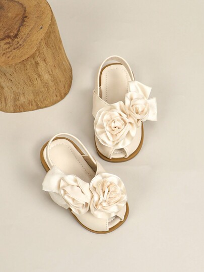 صنادل صيفية جديدة مريحة فتيات الأطفال الزهور اللطيفة مع نعل أسفل ناعم ومفرغ، مضاد للانزلاق ومقاوم للماء