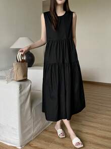 女款無袖圓領連衣裙，適合春夏日常穿著