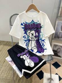 SHEIN Bộ áo thun ngắn tay và quần đùi Tween Boy dáng rộng giản dị họa tiết gấu - Đen và trắng - Xem 1
