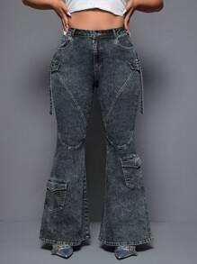 SHEIN ICON Women Plus Size Flare Jeans With Pockets And Distressed Details