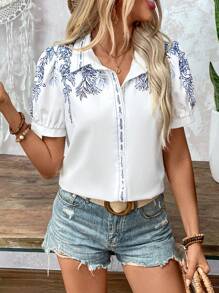 SHEIN LUNE Áo sơ mi ngắn tay in họa tiết màu xanh trắng cho nữ, một bên ngực - Nhiều màu - Xem 1