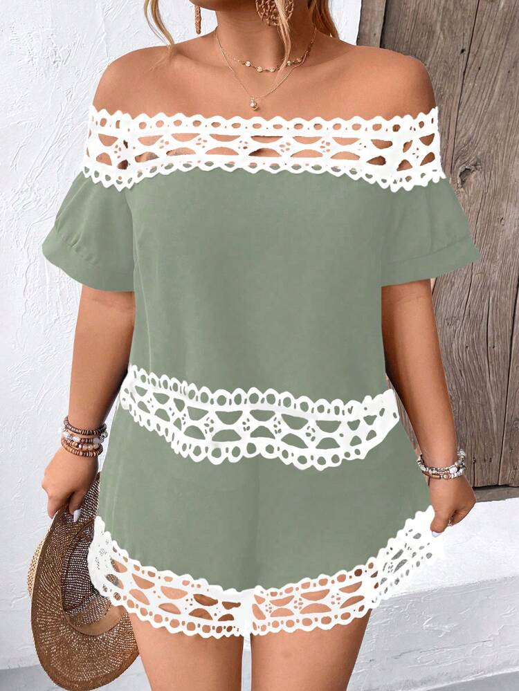 Plus Size Vacation Casual Color Block Lace Splicing Off Shoulder Shirt And Shorts Set