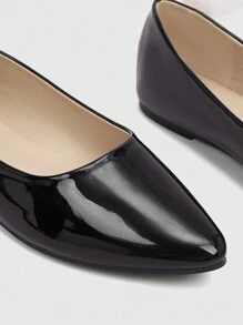 CUCCOO CURVES Ballerine nere lucide, modello comodo e ampio, leggere e comode per l'utilizzo quotidiano, disponibili anche per taglie grandi, ideali per le feste di Capodanno e San Valentino - nero - Visualizzare 4