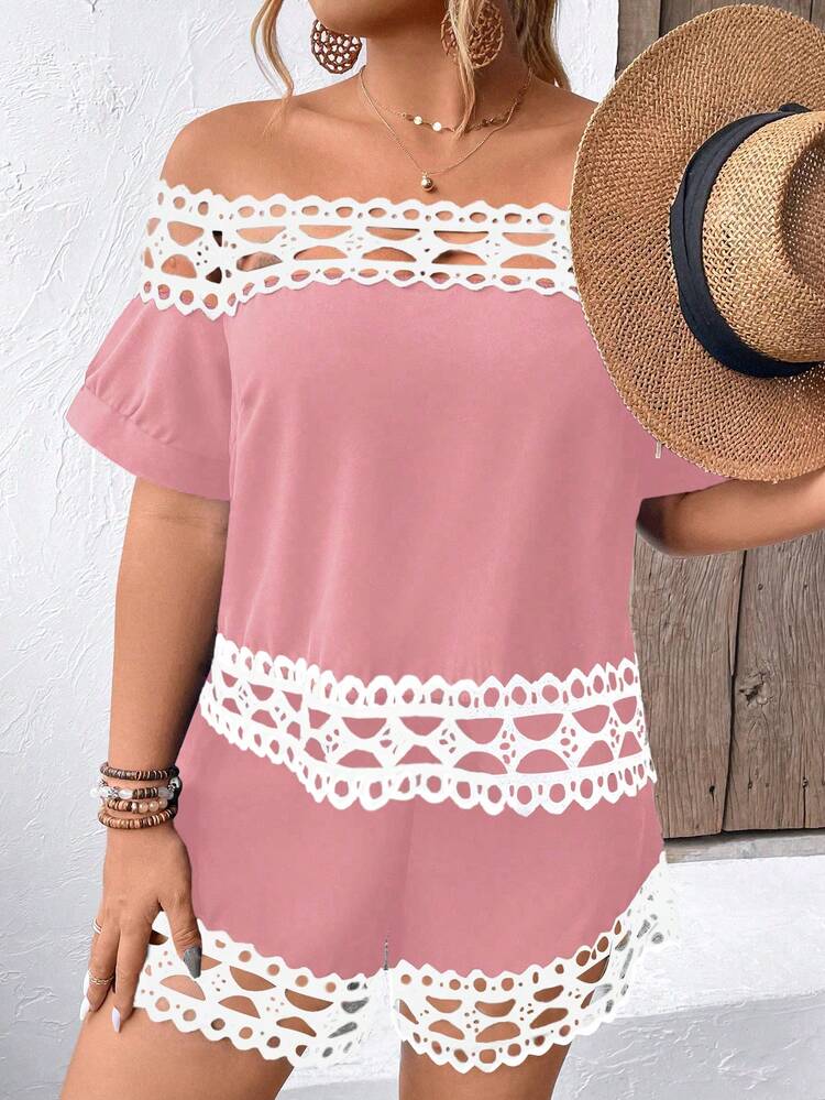 Plus Size Holiday Casual Color-Block Contrast Lace Off-Shoulder Top And Shorts Set