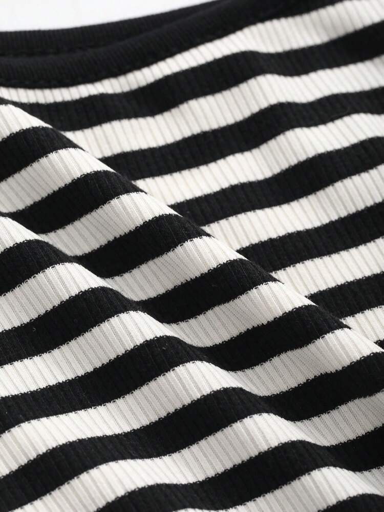 Women's Tight-Fitting Black & White Striped Printed Summer Camisole Preppy Tops