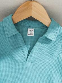 SHEIN Áo thun polo cổ chữ V ngắn tay dệt kim đơn giản cho bé trai và bộ quần đùi màu trơn - màu xanh lá - Xem 7
