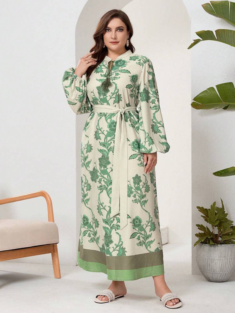 Mulvari 大尺碼燈籠袖花卉腰帶連衣裙，深V領口系帶，非常適合度假 - 彩色 - 查看 1