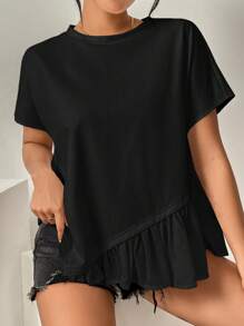 SHEIN Essnce 女款圓領休閒寬鬆短袖T恤，配不對稱下擺，適合夏季度假