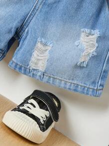 SHEIN Baby Boy 2pcs Casual Car Pattern Short Sleeve T-Shirt And Sports Ripped Jeans Shorts Set For Summer Outfits - Multicolor - View 4