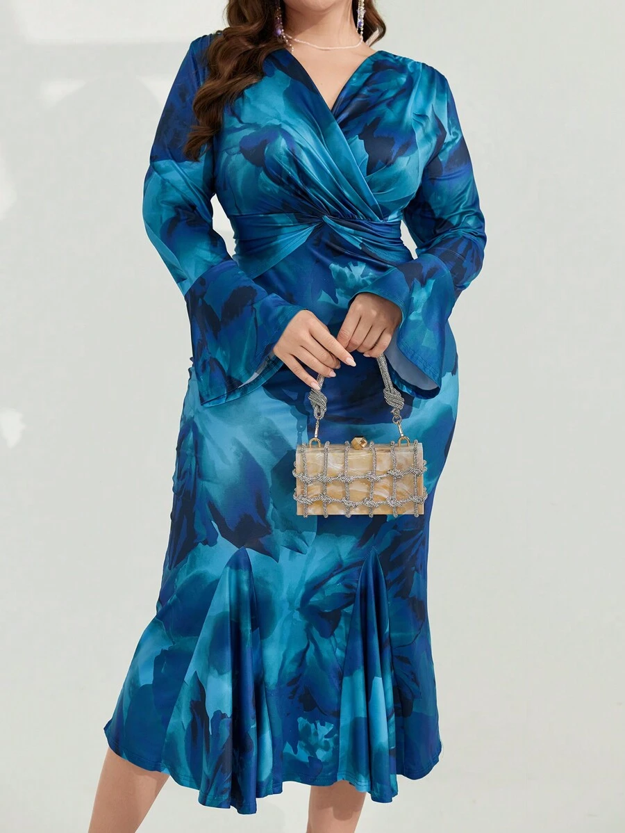 Modelyn 大尺碼女士時尚印花長袖連衣裙 - 彩色 - 查看 1