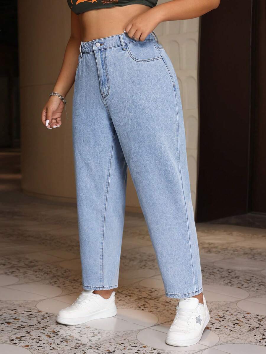 SHEIN ICON Plus Size Simple Daily Casual Denim Jeans - Light Wash - View 1
