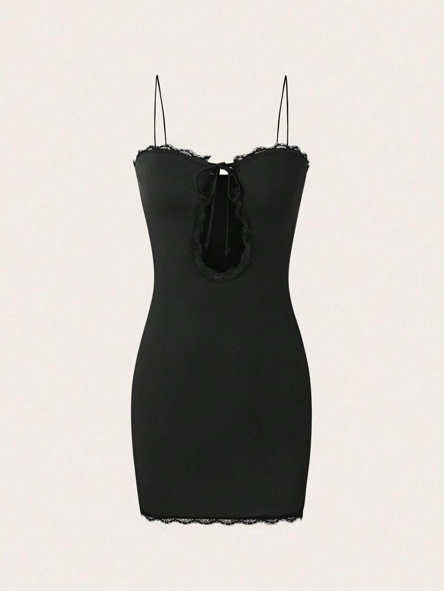 SHEIN Unity 蕾絲睫毛空心女士肩帶連身裙，配腰帶