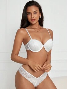 Snug Zone 花邊有鋼圈胸罩和三角褲內衣套裝 - 白色 - 查看 3