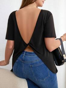 SHEIN Essnce Nữ Plus Size Loose Fit Twist Back Áo phông màu đen thông thường có đường cắt - màu đen - Xem 5
