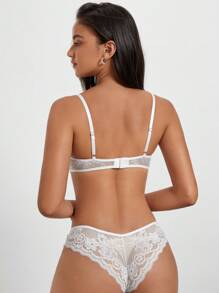 Snug Zone 花邊有鋼圈胸罩和三角褲內衣套裝 - 白色 - 查看 4