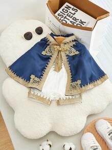 SHEIN Newborn Baby Boy Flower Patterned Long Sleeve Romper With Hooded Cape, 2pcs/Set