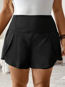 SHEIN LUNE Plus Size Women's Fashionable High-Waisted Knitted Shorts, Half-Length