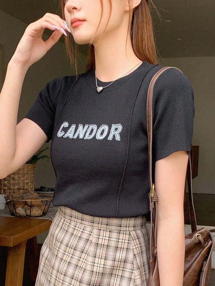 Women's Summer Casual Short Sleeve Knitted Top With Letter Patch