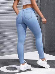 SHEIN ICON 大尺碼女款口袋修身百搭休閒牛仔褲 - 深色水洗藍 - 查看 2
